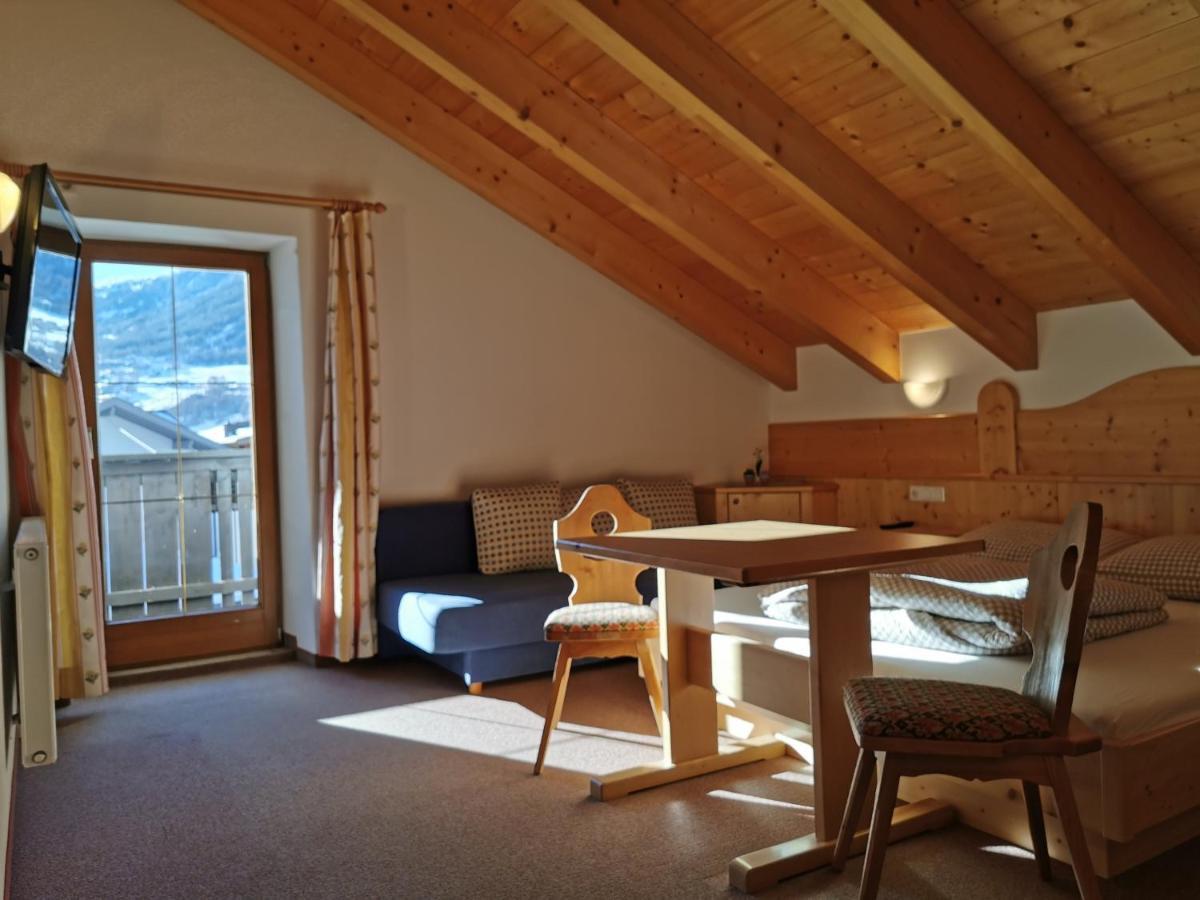 Hotel Garni Schoenblick Sölden Dış mekan fotoğraf