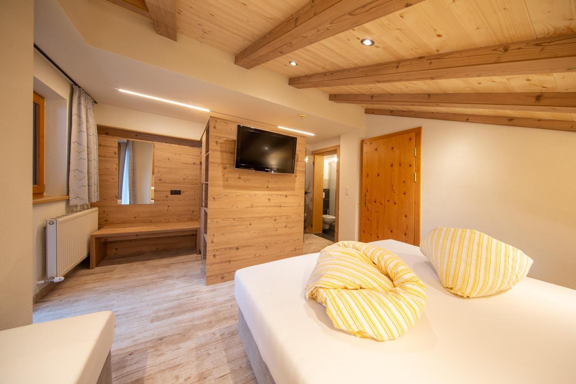 Hotel Garni Schoenblick Sölden Dış mekan fotoğraf