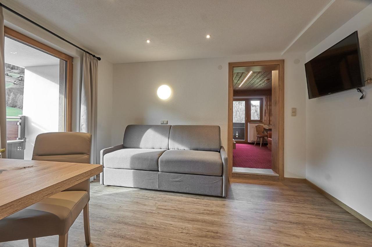 Hotel Garni Schoenblick Sölden Dış mekan fotoğraf